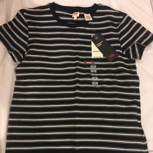 Levi’s The Perfect Crewneck Tee